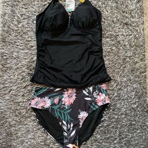 Black Floral Women's Swimwear Set